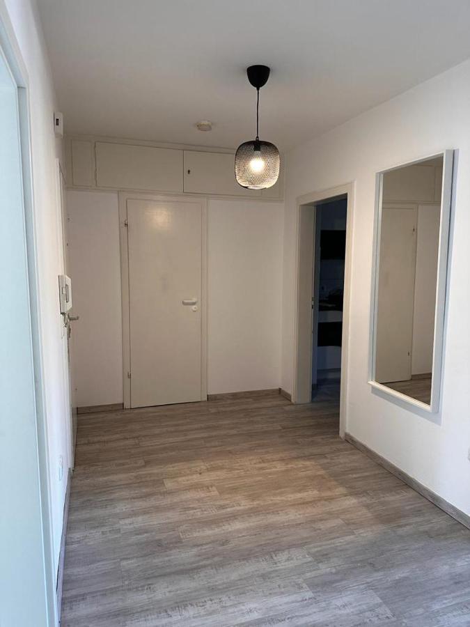 A&V Apartments Wunderschoene Rheinblick Wohnung Zum Entspannen Apt Ela Duisburg Bagian luar foto